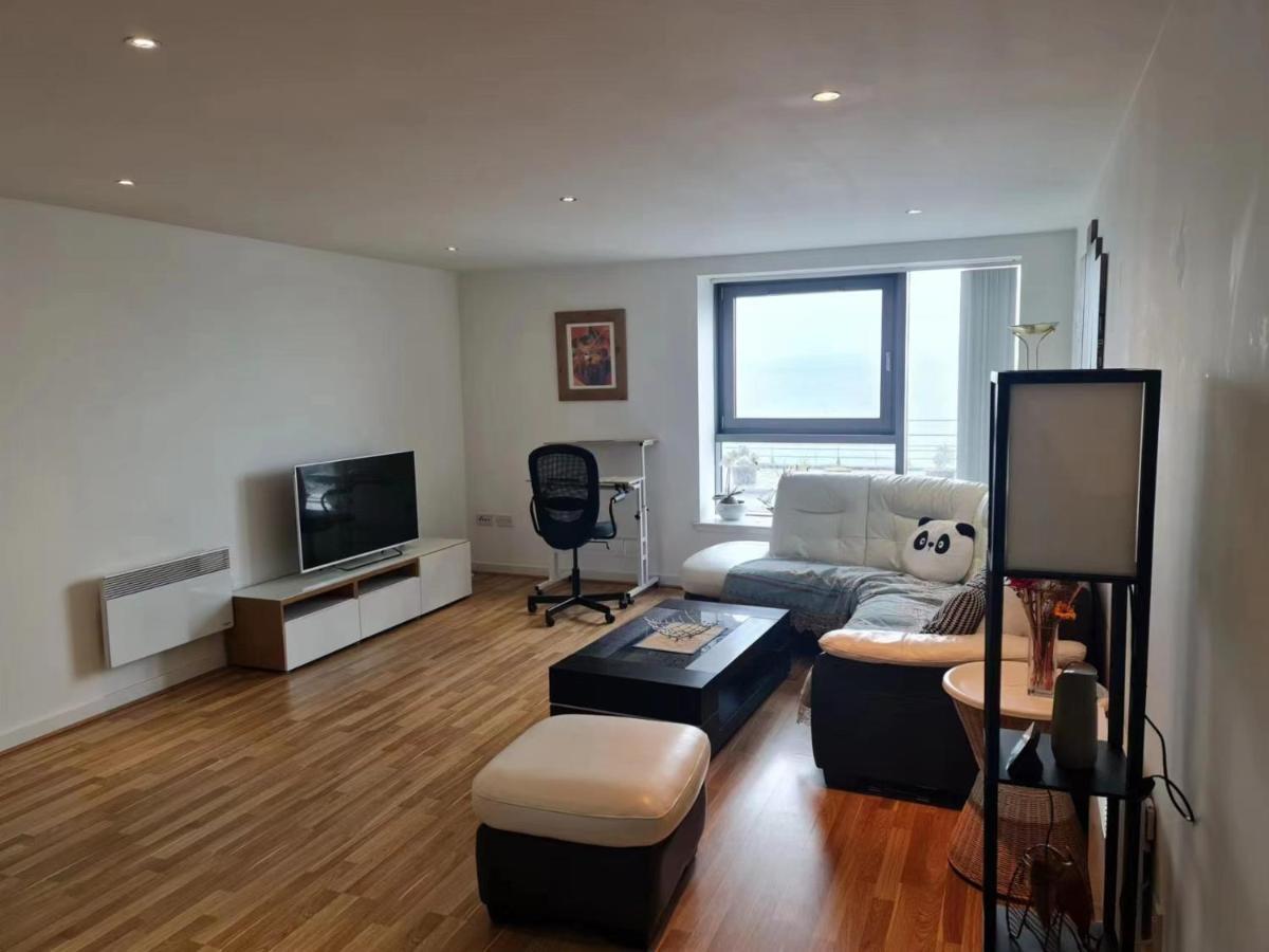 Stunning Waterfront Western Harbour Apartment Эдинбург Экстерьер фото